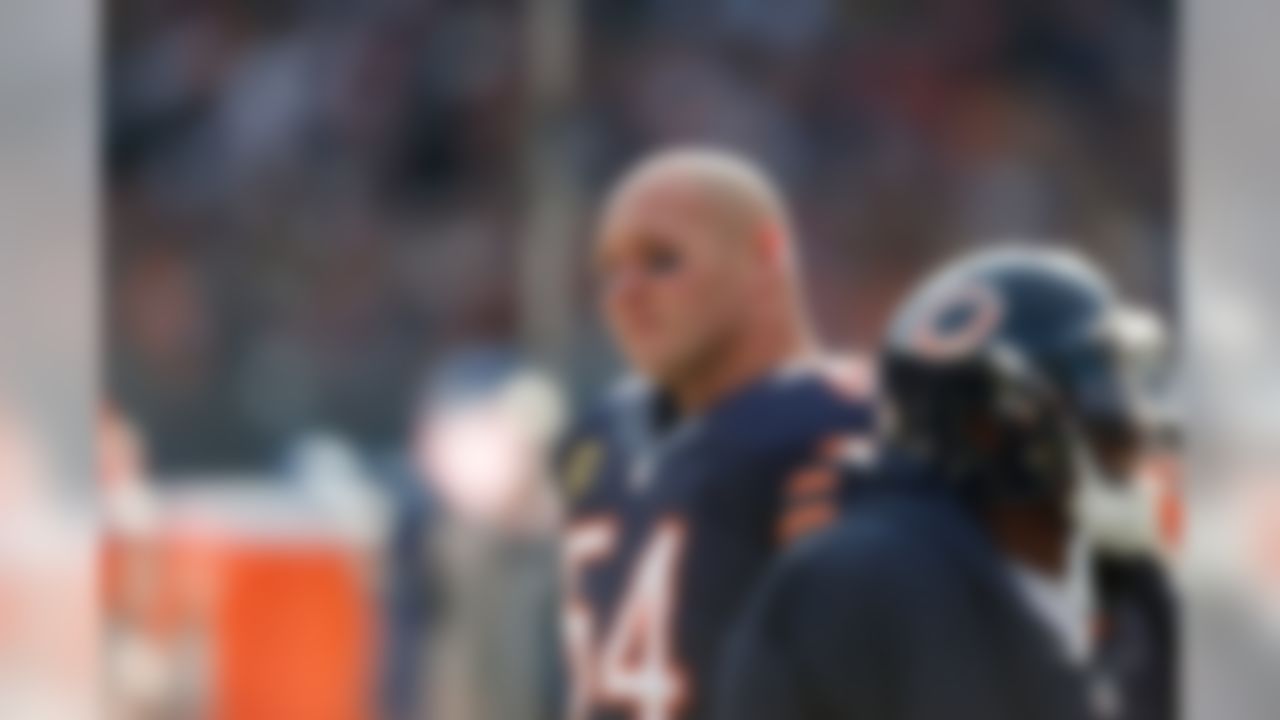 Chicago Bears linebacker Brian Urlacher (54) looks on from the sidelines during a week 12 NFL football game against the Minnesota Vikings in Chicago, Illinois on November 25, 2012. The Bears defeated the Vikings 28-10. (AP Photo/Scott Boehm)