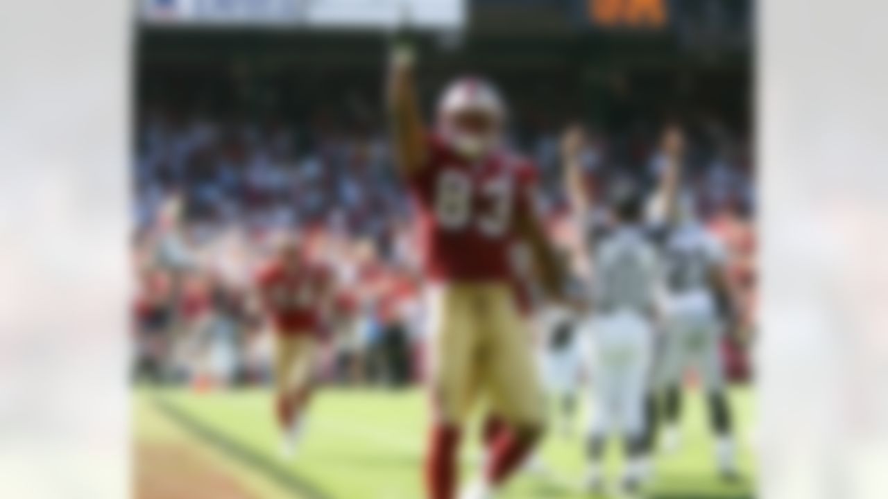 San Francisco wide receiver Arnaz Battle celebrates after scoring a touchdown in the 49ers 34-20 win over Oakland Raiders at Monster Park in San Francisco, California on Sunday, October 8, 2006. Photo by Getty Images.