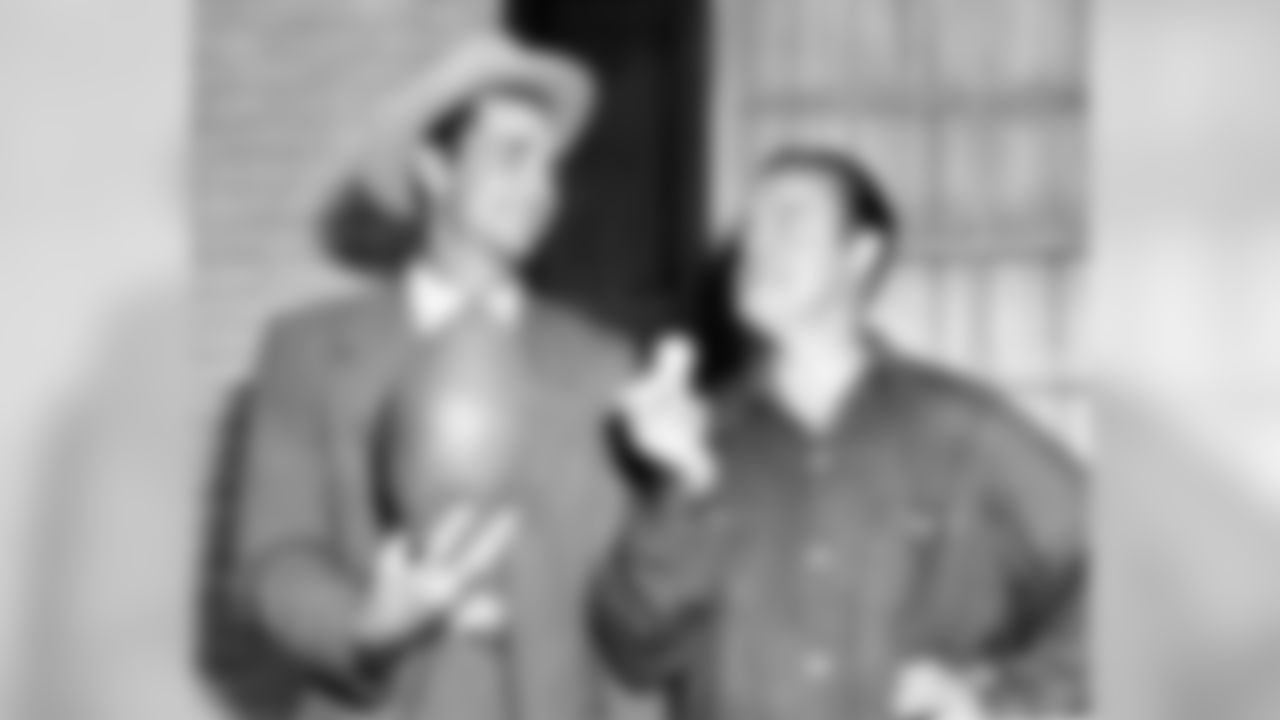 Washington Redskins Hall of Fame quarterback Sammy Baugh on set with screen legend Bob Hope circa 1948. (Nate Fine/NFL)
