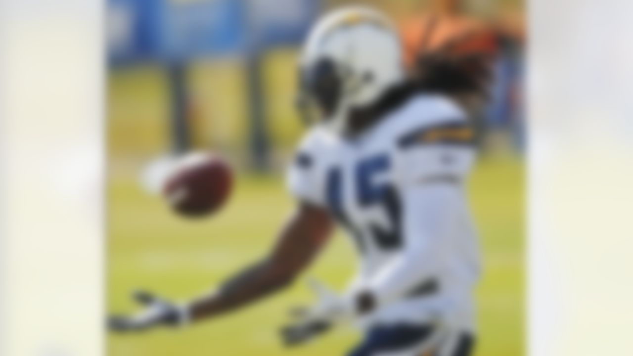 San Diego Chargers wide receiver Richard Goodman works at getting control of a bobbled pass during NFL football training camp, Tuesday, July 31, 2012, in San Diego. (AP Photo/Lenny Ignelzi)