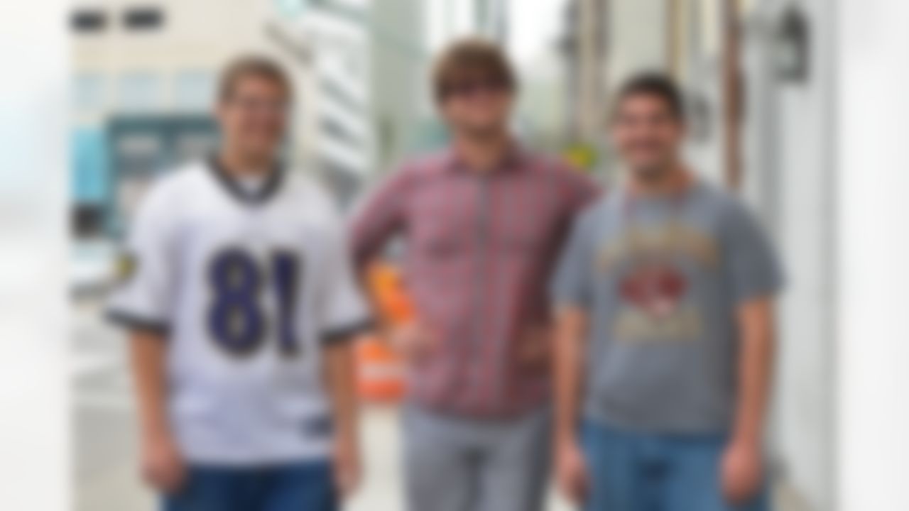 Football fans pose for a photo on Monday, January 28, 2013 in New Orleans, LA. (Celeste Pascual/NFL)
