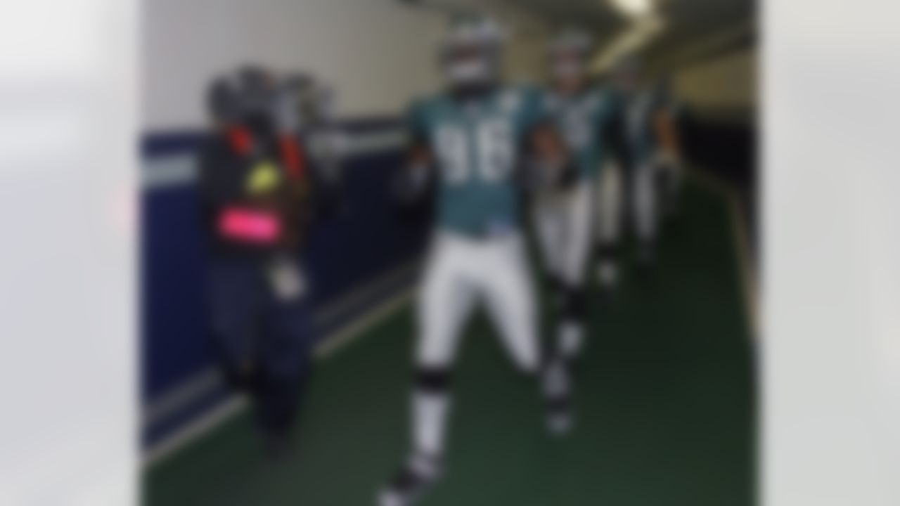 IRVING, TX - DECEMBER 16: Linebacker Omar Gaither #96 of the Philadelphia Eagles and the other Eagles linebackers come down the tunnel to the field before the game against the Dallas Cowboys on December 16, 2007 at Texas Stadium in Irving, Texas. The Eagles won 10-6. (Photo by Drew Hallowell/Getty Images)