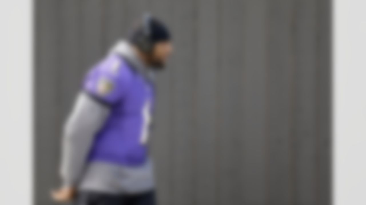 Baltimore Ravens linebacker Ray Lewis walks out to an NFL Super Bowl XLVII practice on Friday, Feb. 1, 2013, in Metairie, La. The Ravens face the San Francisco 49ers in Super Bowl XLVII on Sunday, Feb. 3. (AP Photo/Patrick Semansky)
