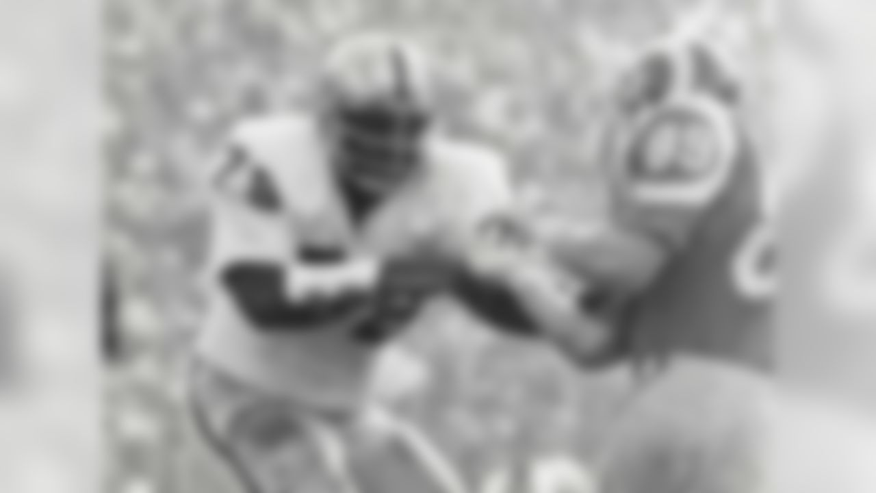 Draft: 1968 NFL Draft, third round, No. 80 overall
College: Maryland-Eastern Shore
Shell was an eight-time Pro Bowl selection, a member of two Super Bowl-winning Raiders teams (Super Bowl XI and Super Bowl XV) and a 1989 inductee into the Pro Football Hall of Fame.
Elliot's take: Truthfully, there are so many Raiders to consider for this list ... Fred Biletnikoff (second round), Lester Hayes (fifth round) or Super Bowl MVP Rod Martin (12th round), but to get one of the five best left tackles in history in the third round is tough to beat.