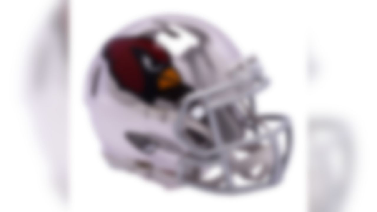 Riddell NCAA Mini Football Helmet Replica - Chrome Speed Style Collector Helmet With Chin Strap