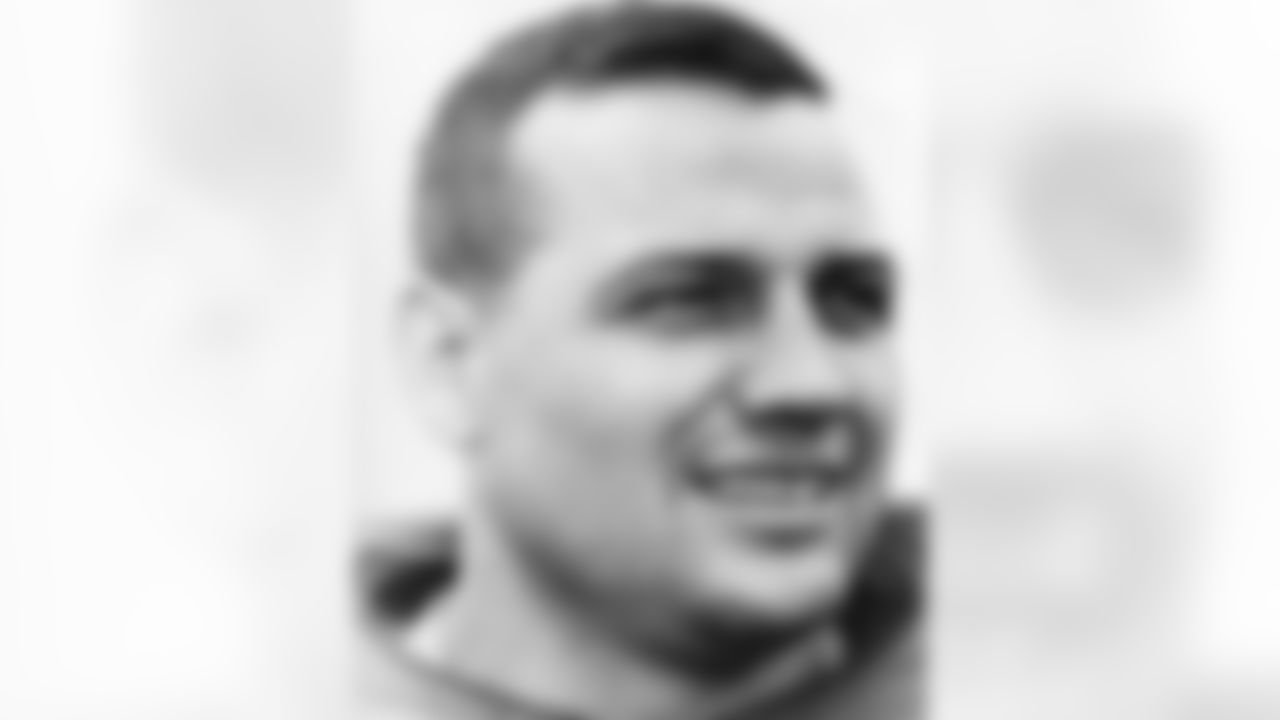 Washington Redskins Hall of Fame linebacker Sam Huff circa 1964. (National Football League)
