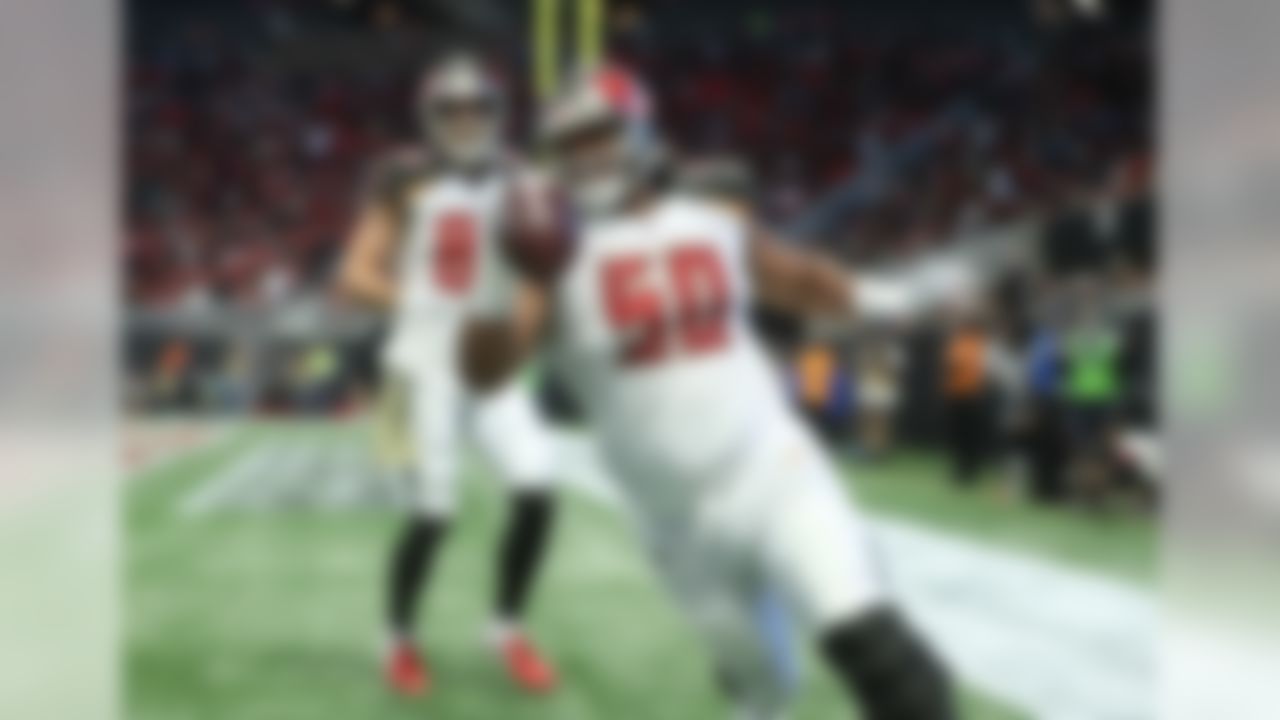 Tampa Bay Buccaneers defensive lineman Vita Vea (50)celebrates his