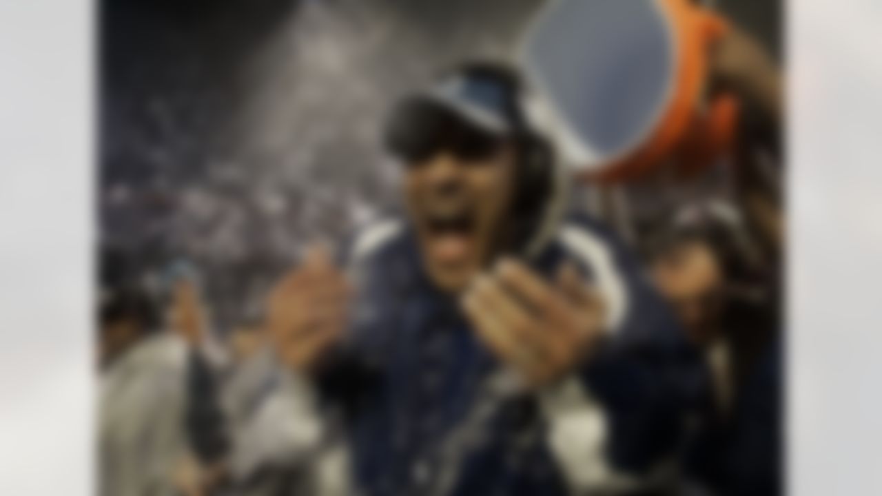 Indianapolis Colts coach Tony Dungy is dunked after the Colts defeated the Chicago Bears 29-17 in the Super Bowl XLI football game at Dolphin Stadium in Miami, in this Feb. 4, 2007. (AP Photo/David J. Phillip)