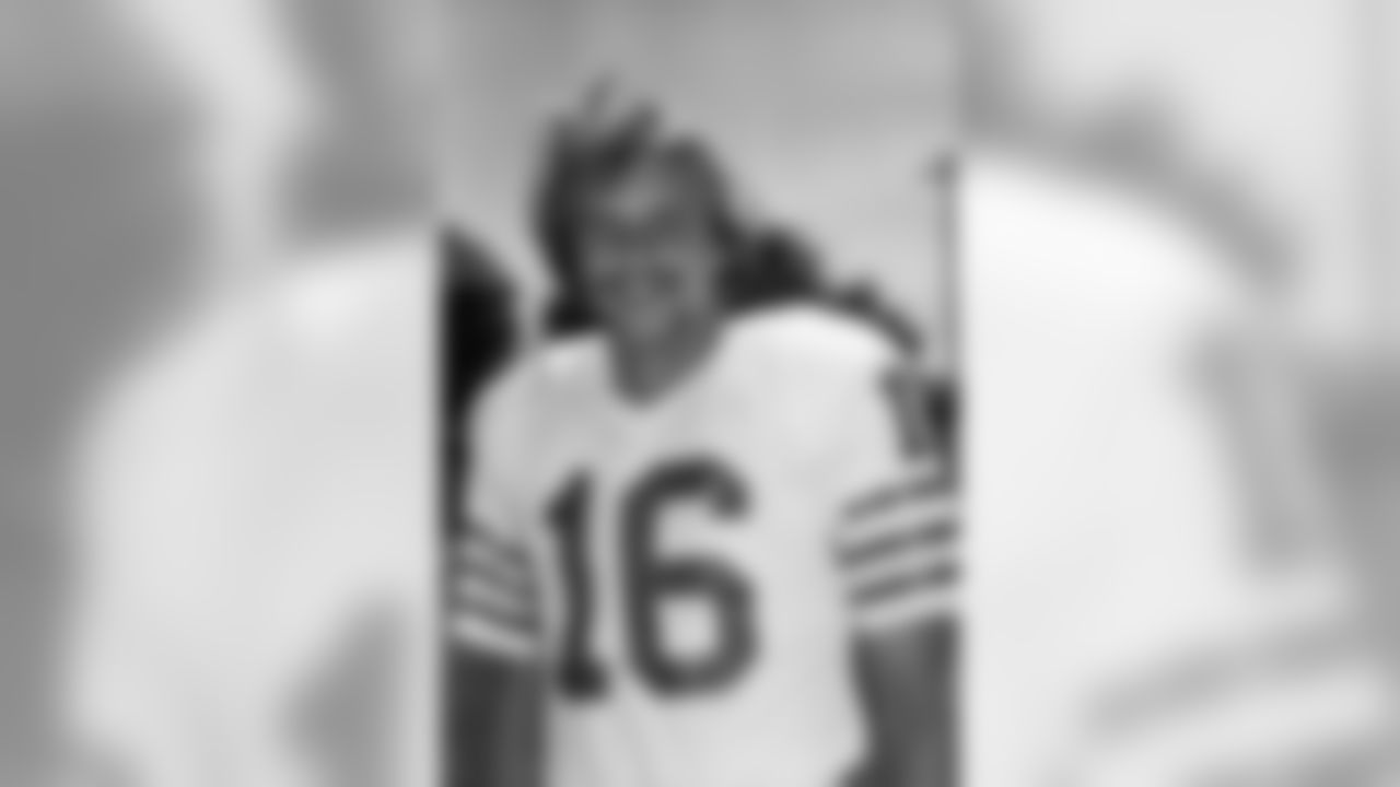 Quarterback Joe Montana in August 1979. (Associated Press)