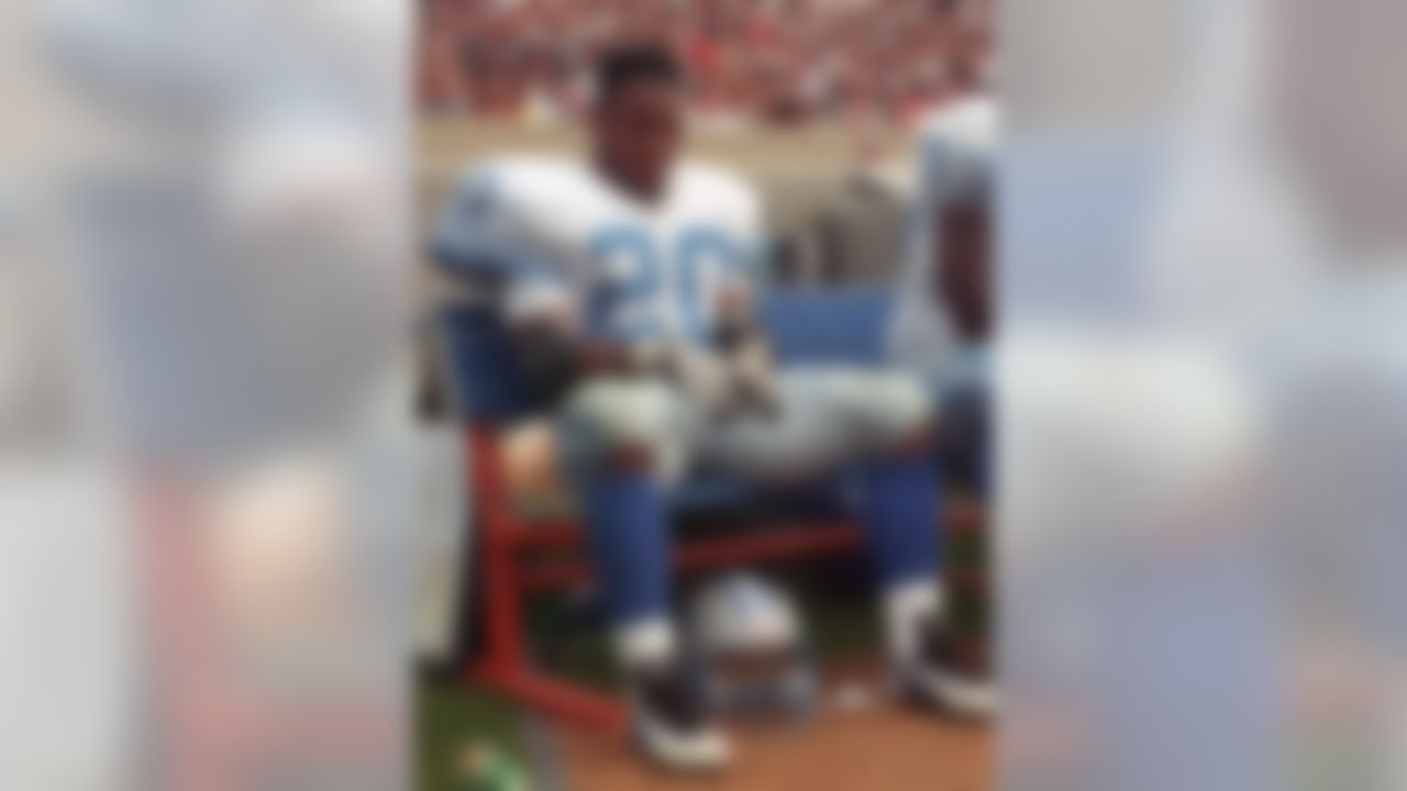 NFL FILE: Barry Sanders of the Detroit Lions. (Sportswire via AP Images)