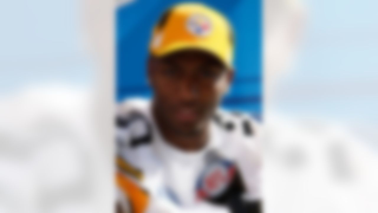 TAMPA , FL - JANUARY 27: Ryan Clark of the Pittsburgh Steelers during the AFC Media Day at Raymond James Stadium on January 27, 2009 in Tampa, Florida. (Photo by Ben Liebenberg/NFL.com)
