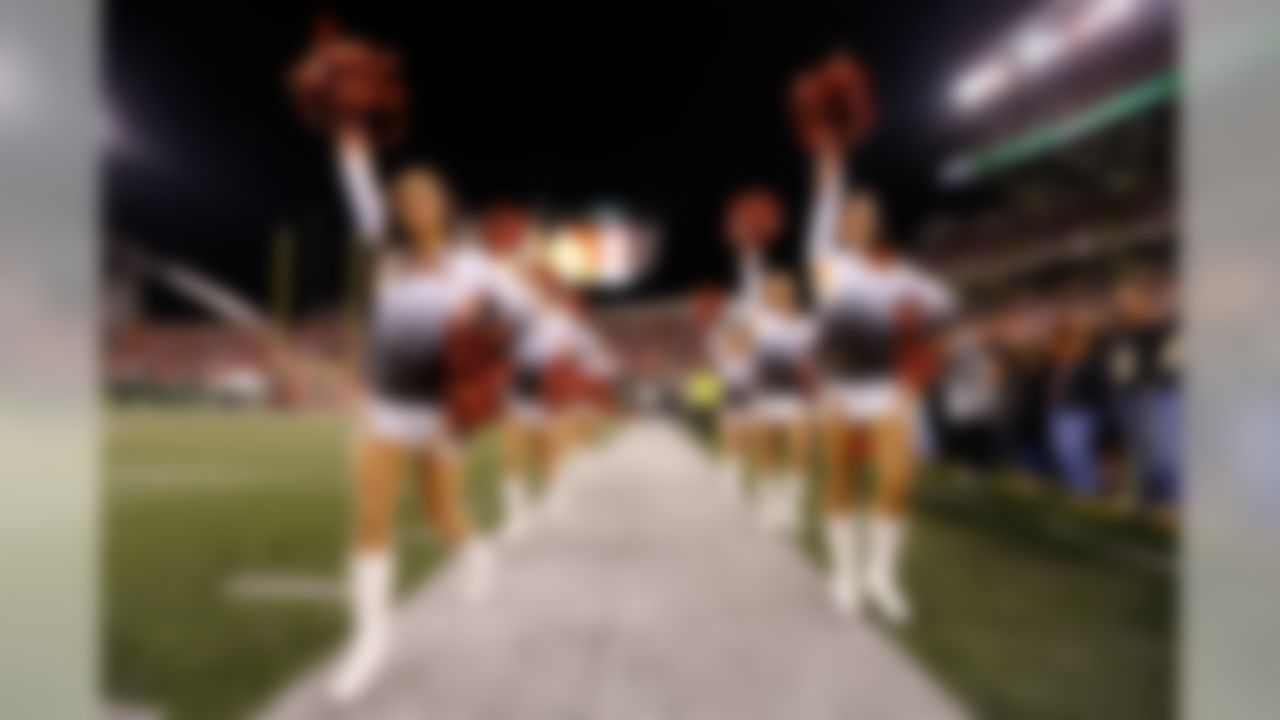 Cincinnati Bengals cheerleaders walk onto the field before the NFL regular season game against the Houston Texans on Monday, Nov. 16, 2015 in Cincinnati. (Ric Tapia/NFL)