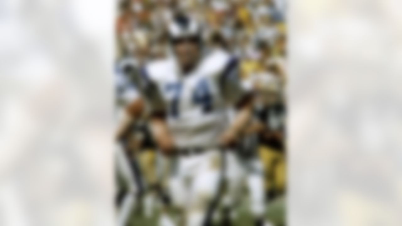 Los Angeles Rams Hall of Fame defensive tackle Merlin Olsen (74) during a 34-14 victory over the New Orleans Saints on September 17, 1972, at the Los Angeles Memorial Coliseum in Los Angeles, California. (AP Photo/NFL Photos)
