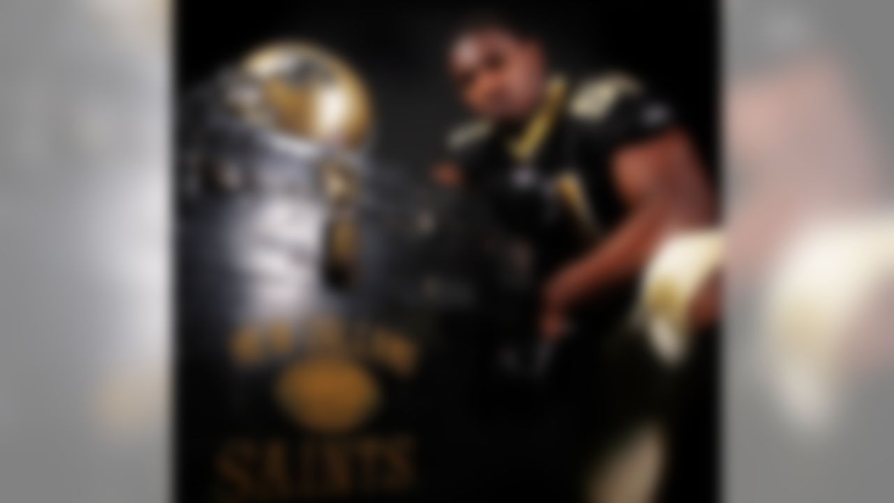METAIRIE, LA - MAY 28: Jonathan Vilma, #51 of the New Orleans Saints, poses for a photo at the New Orleans Saints Training Facility on May 28, 2008 in Metairie, Louisiana. (Photo by Chris Graythen/Getty Images)