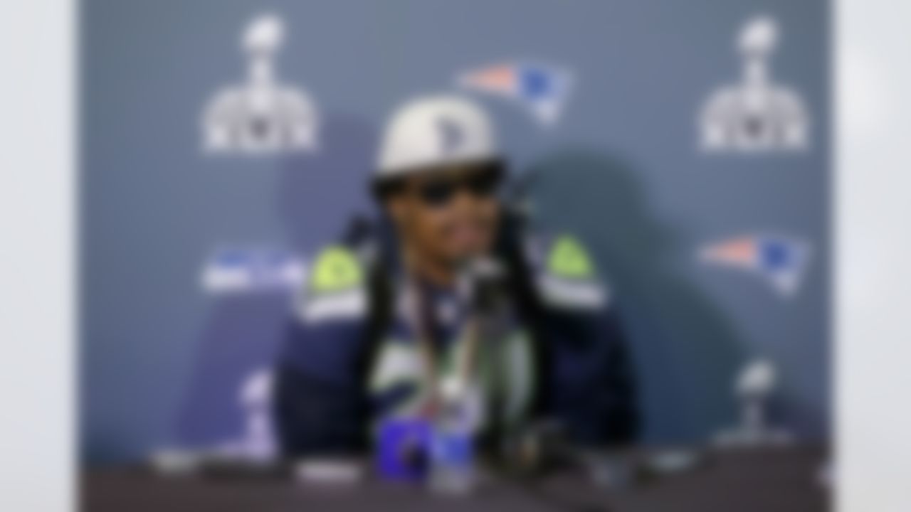 Seattle Seahawks' Marshawn Lynch answers a question during an interview for NFL Super Bowl XLIX football game, Thursday, Jan. 29, 2015, in Phoenix. The Seahawks play the New England Patriots in Super Bowl XLIX on Sunday, Feb. 1, 2015. (AP Photo/Matt York)