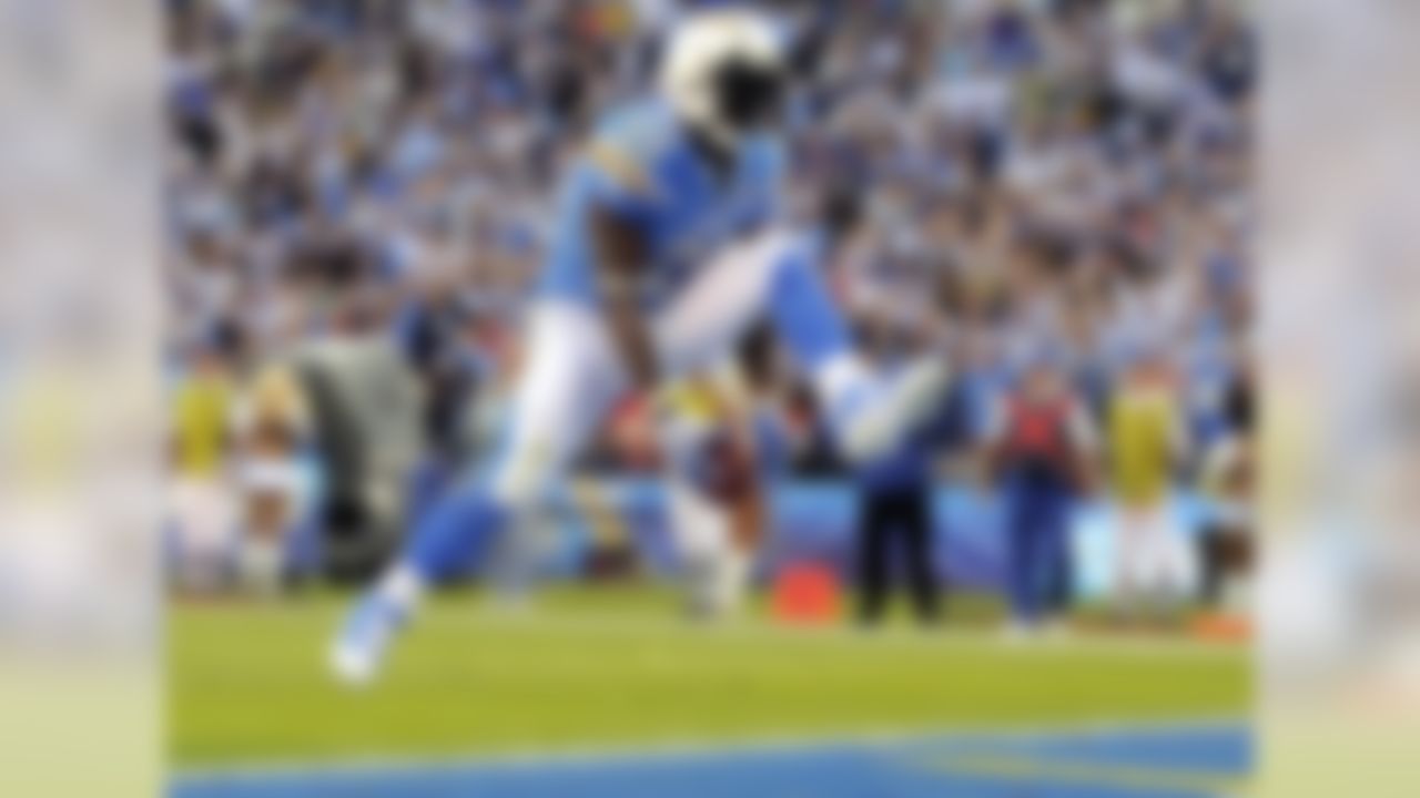 San Diego Chargers running back LaDainian Tomlinson celebrates his second touchdown during the third quarter of an NFL football game against the Kansas City Chiefs, Sunday, Nov. 29, 2009, in San Diego, Calif.