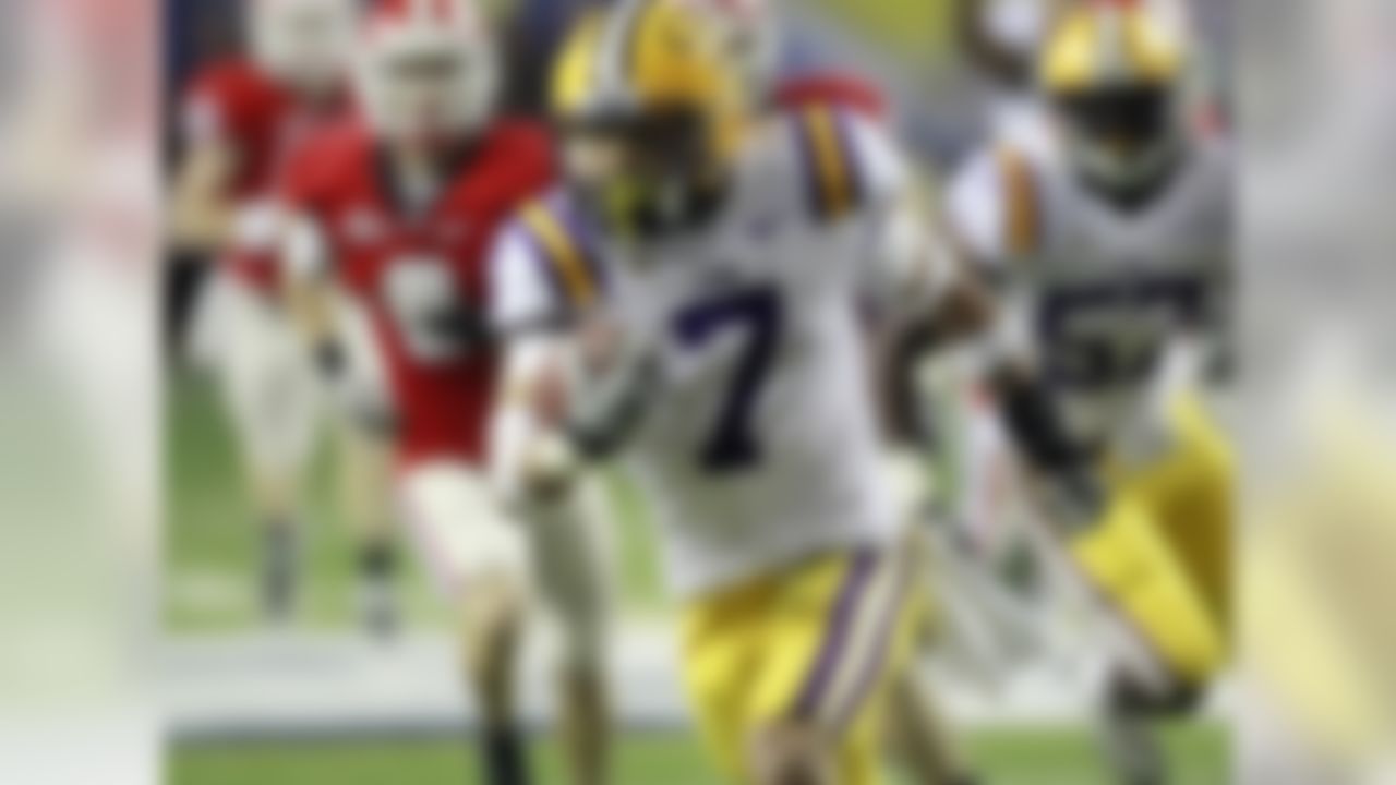 Few remember what Tyrann Mathieu accomplished during his sophomore campaign before being dismissed from LSU. The 2011 Heisman Trophy finalist set an LSU record with six forced fumbles and led the nation with five fumble recoveries. In addition to the turnovers, Mathieu led LSU with 76 total tackles. Before a forgettable BCS National Championship against Alabama, Mathieu was named MVP of the SEC Championship game against Georgia where he returned a 62-yard punt for a touchdown. He also recovered a fumble. Simply put, Mathieu is a game-changer and he has the stats to back it up.