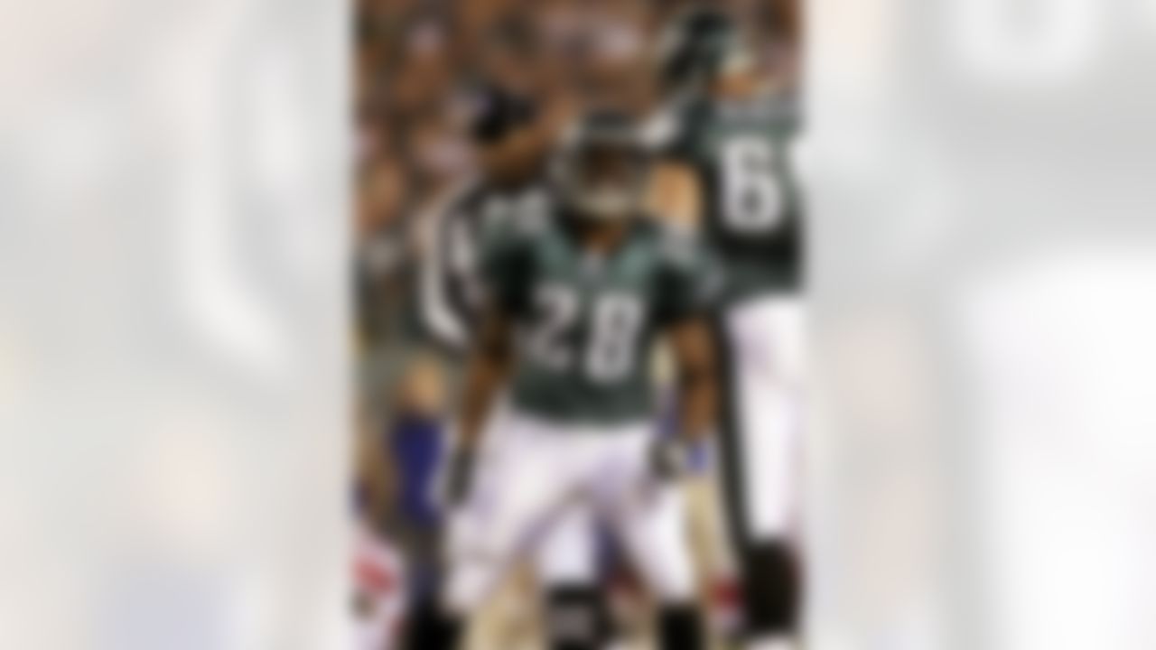 PHILADELPHIA - JANUARY 07: Correll Buckhalter #28 of the Philadelphia Eagles celebrates after a run against the New York Giants during the second quarter of their NFC Wildcard Playoff game on January 7, 2007 at Lincoln Financial Field in Philadelphia, Pennsylvania. Photo by Getty Images.