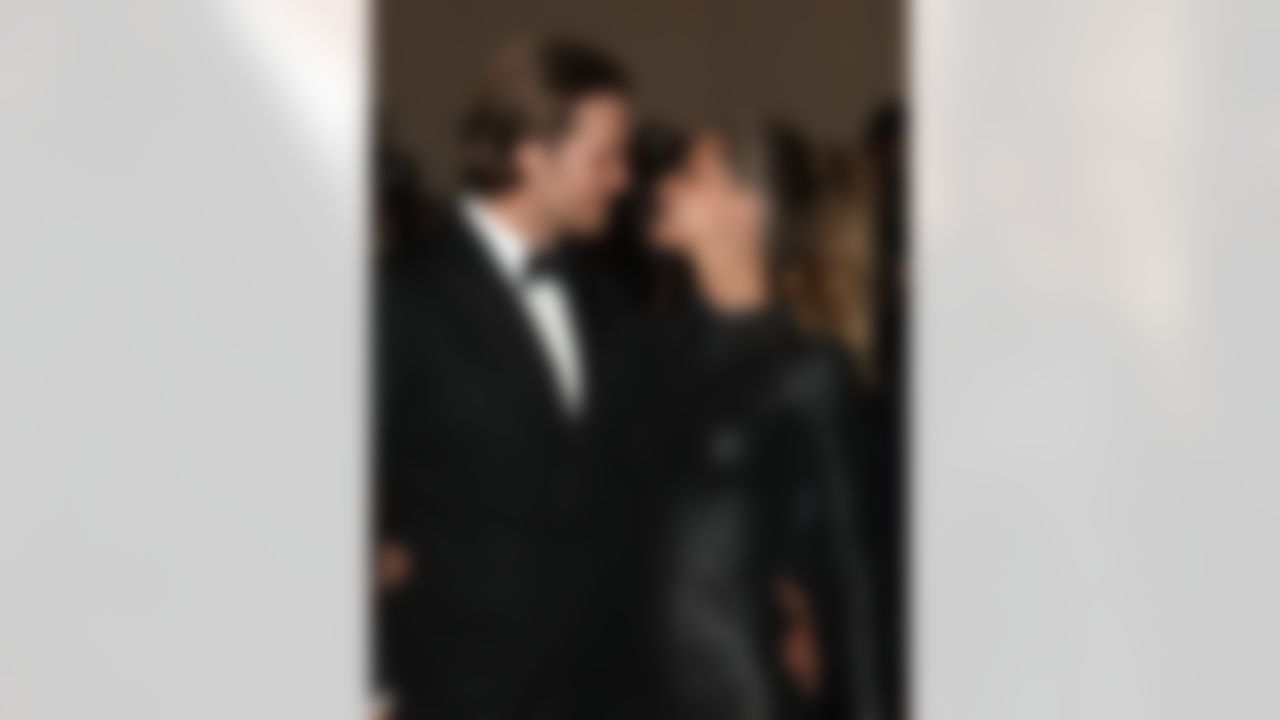 Tom Brady and Gisele Bundchen arrives to the Metropolitan Museum of Art Costume Institute gala in New York, on Monday, May 3, 2010. (AP Photo/Peter Kramer)