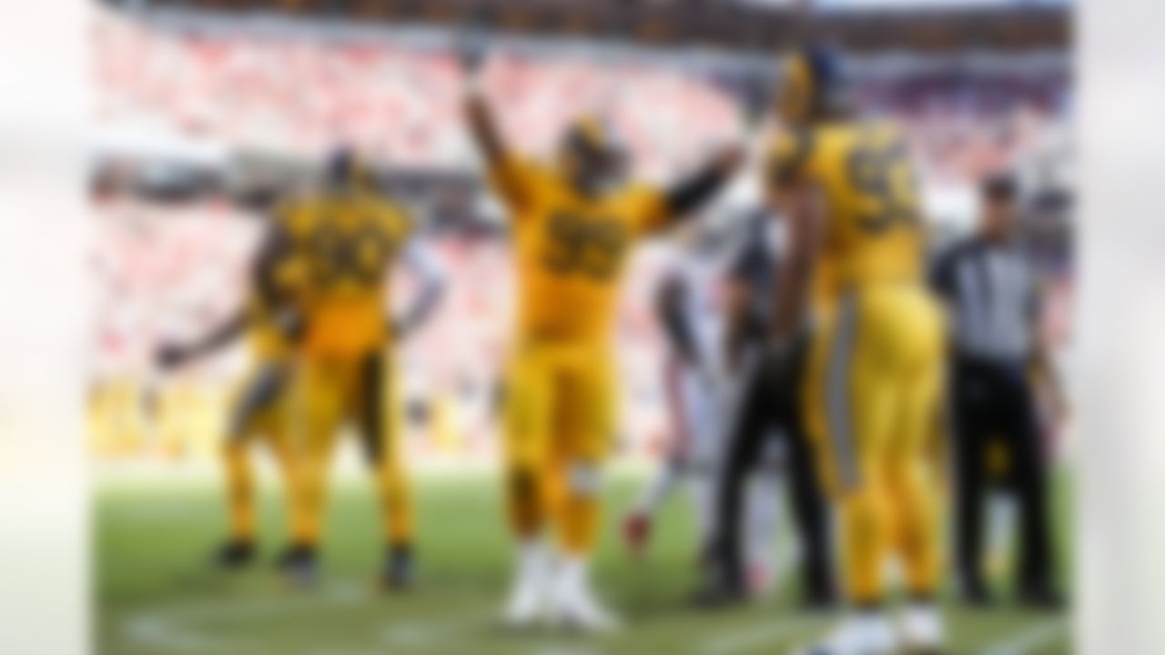 The Rams outplayed the 49ers across the board to improve their record to 7-0 for the first time in franchise history since 1985. Los Angeles' offense racked up 331 total yards, scoring 39 points and converting 41.7 percent of all third downs. Todd Gurley carried the bulk of the offense, scoring two touchdowns on the ground and catching a touchdown pass from Jared Goff. On defense, Aaron Donald recorded game-breaking numbers. Donald sacked 49ers quarterback C.J. Beathard four times, halted the 49ers offense with six tackles for losses and finished the game with nine total tackles.