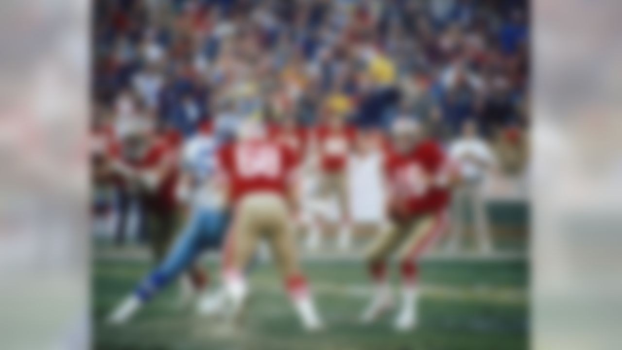 San Francisco 49ers quarterback Joe Montana (16) seen in action against the Dallas Cowboys during the NFC playoff game, Jan. 10, 1982, San Francisco, Calif. (Associated Press)