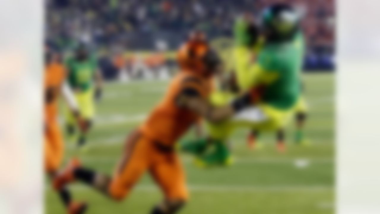 Series history: Oregon leads 61-46-10. First game was in 1894.
Buzz: This rivalry is known as "The Civil War." But the attitudes fans have toward the "other" school aren't civil. The in-state aspect breeds nastiness; in addition, Oregon is the "city folks" and Oregon State the "country folks," which adds another element to the mix. The teams have met every season since 1902 except for 1911 and 1943-44.