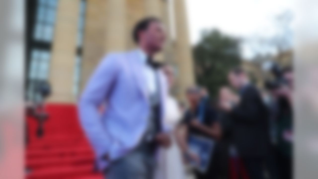 Notre Dame quarterback Deshone Kizer walks down the red carpet during the 2017 NFL Draft on Thursday, April 27, 2017 in Philadelphia. (Ben Liebenberg/NFL)