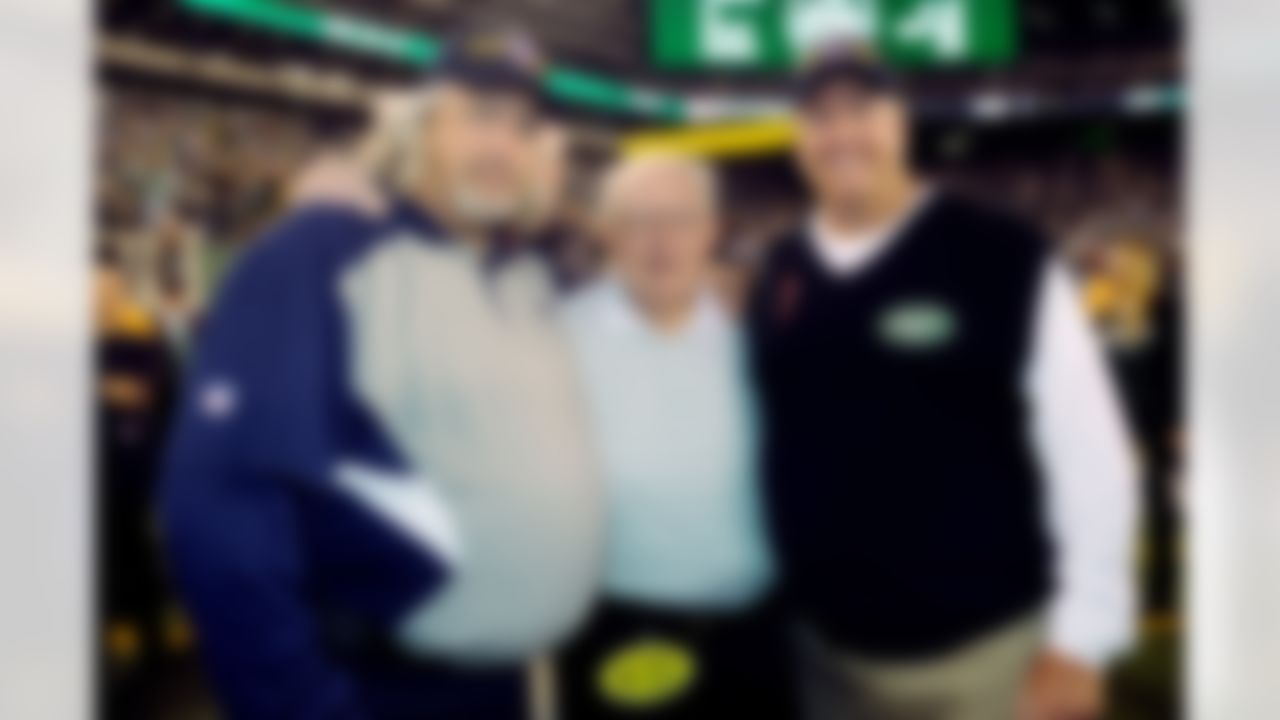 Buddy Ryan made a name for himself as a defensive coordinator for the Vikings and Bears, then went on to coach the Philadelphia Eagles from 1986 to 1990. His sons, Rob and Rex, went on to become defensive coordinators as well. Rob recently moved from the Browns to the Cowboys, while Rex has since become head coach of the New York Jets.