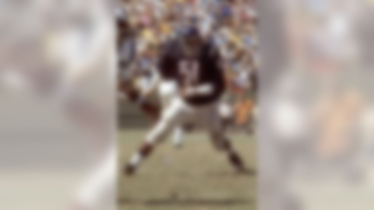 Hall of Fame linebacker Dick Butkus (51) of the Chicago Bears in action during the Bears 17-3 loss to the Los Angeles Rams on October 3, 1971 at the Los Angeles Memorial Coliseum in Los Angeles, California. (National Football League)