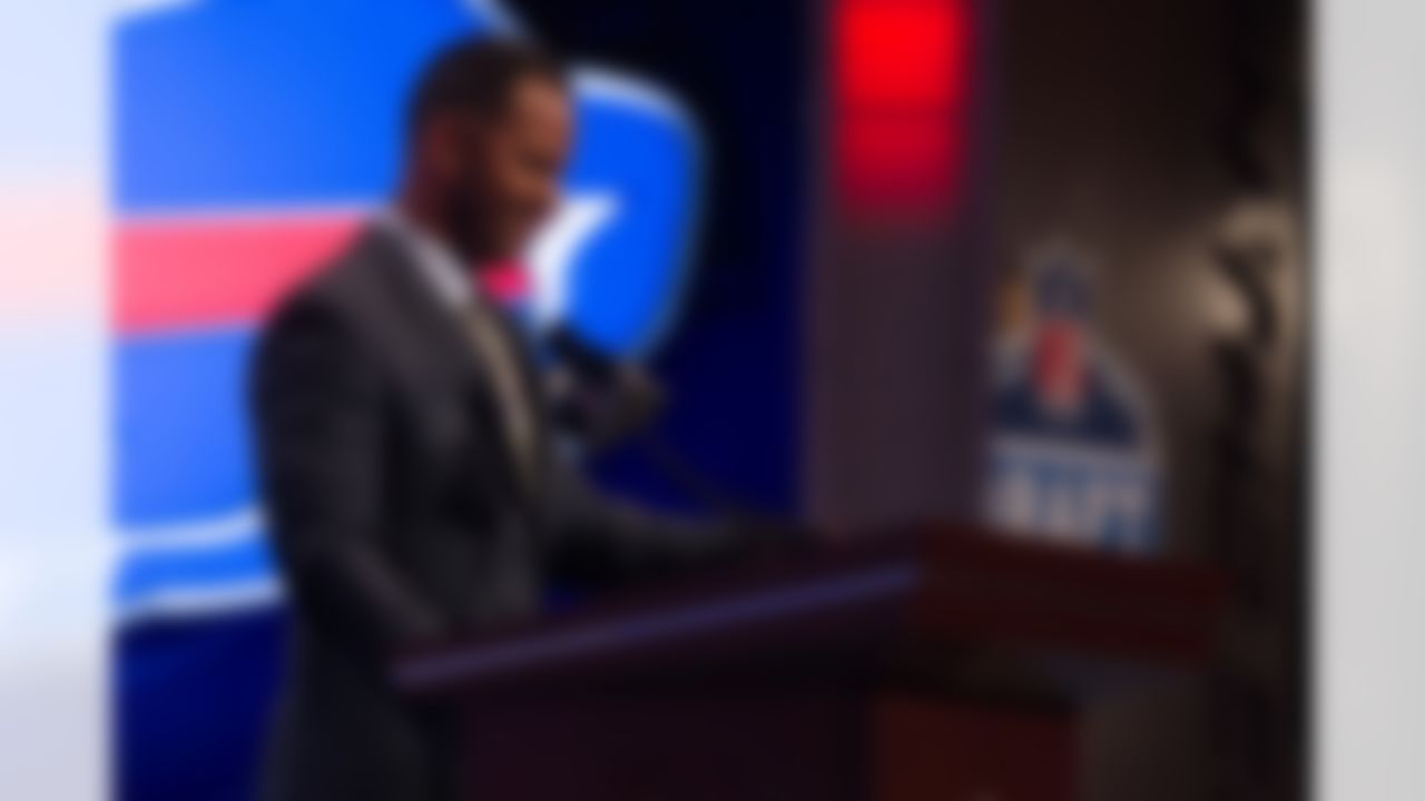 Former Buffalo Bills wide receiver Andre Reed announces the selection of Alabama offensive tackle Cyrus Kouandjio with the 44th pick in the second round of the 2014 NFL Draft at Radio City Music Hall on Friday, May 9th, 2014 in New York. (Perry Knotts/NFL)