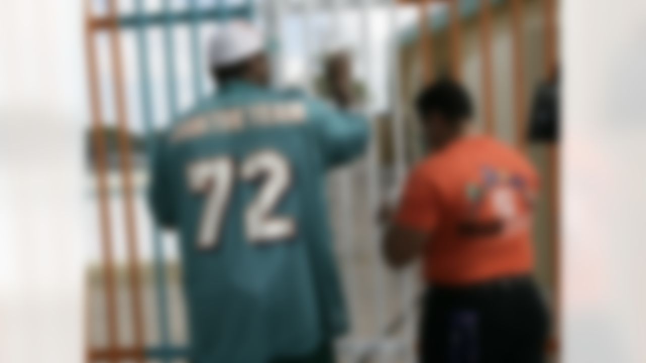 The Home Depot NFL Neighborhood MVP Build with Miami Dolphins Offensive Tackle Vernon Carey. (Photo by Andrew Coppley, CIA Stock Photography, Inc.)