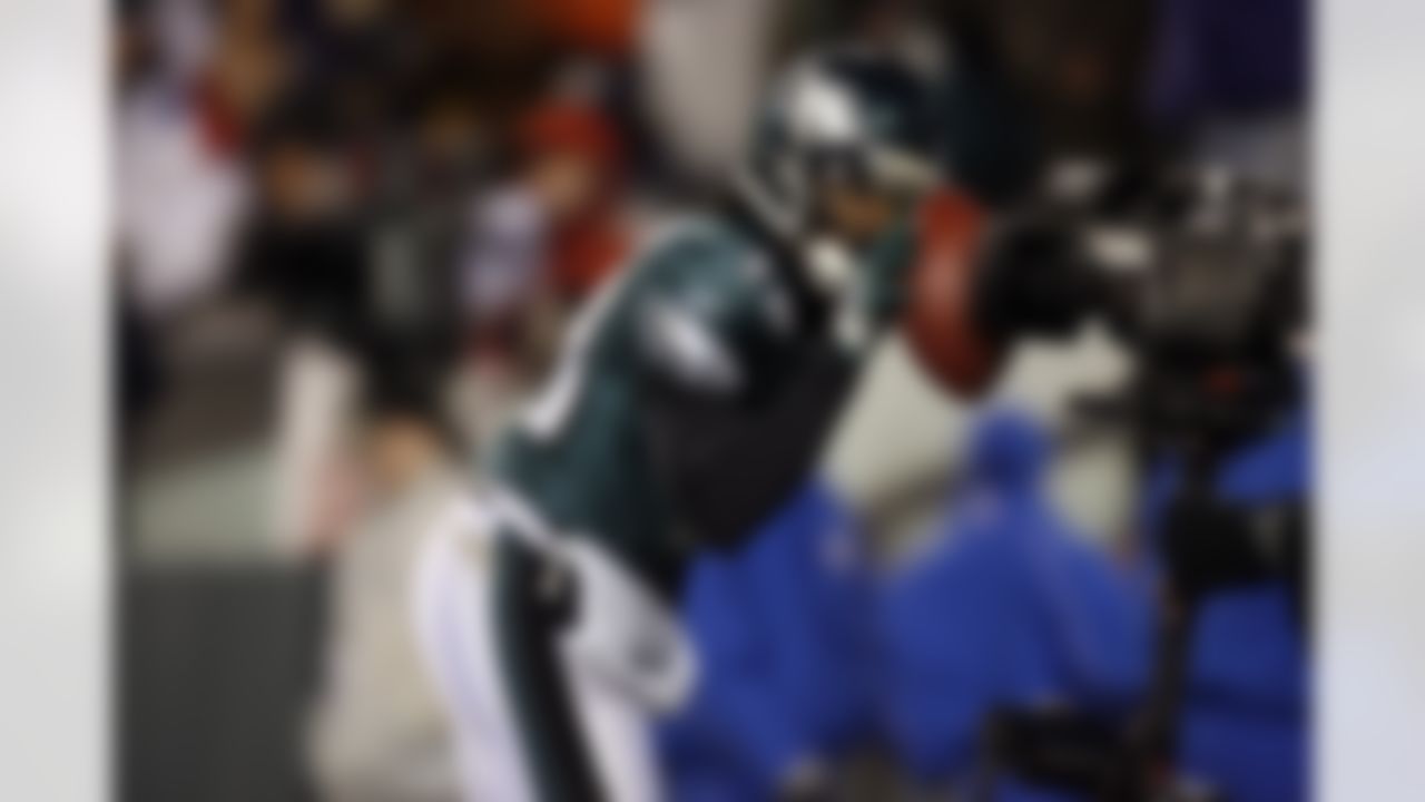 Philadelphia Eagles wide receiver Donte Stallworth (18) celebrates after scoring a touchdown against the Carolina Panthers at Lincoln Financial Field, in Philadelphia, PA. on December 4th, 2006. Philadelphia defeated the Panthers 27-24. Photo by Getty Images.