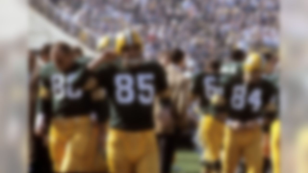 Green Bay Packers wide receiver Max McGee (85) looks on before facing the Kansas City Chiefs in Super Bowl I at the Los Angeles Memorial Coliseum on January 15, 1967. (National Football League)