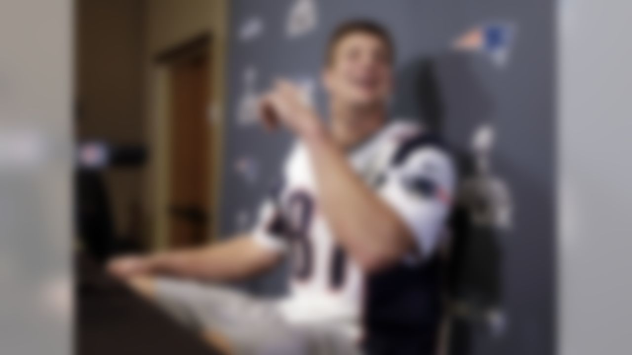 New England Patriots tight end Rob Gronkowski yells to a teammate during a news conference Thursday, Jan. 29, 2015, in Chandler, Ariz. The Patriots play the Seattle Seahawks in NFL football Super Bowl XLIX Sunday, Feb. 1. (AP Photo/Mark Humphrey)