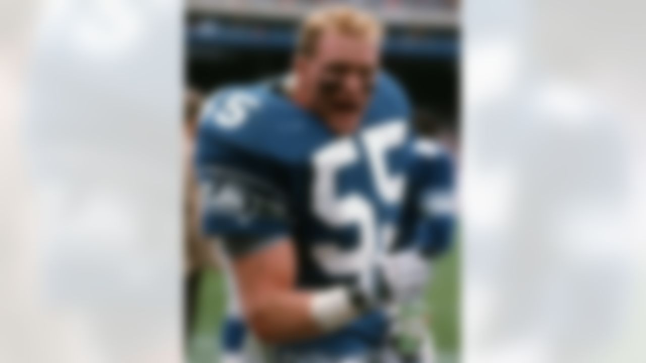 The same year Carter was taken in the supplemental draft, Bosworth was selected in the first round. The controversial linebacker had been linked to steroid use at Oklahoma, was extremely outspoken and ultimately was kicked off the team. Lost in all this was that the "Boz" was one of the greatest defensive players in college football history. He filed for the NFL Draft late so he wouldn't have to play for the Bills or Colts and ended up in Seattle. Unfortunately, all anyone remembers of his Seahawks days is Bo Jackson running through his tackle on "Monday Night Football." That's because bad shoulders ended a promising career after just three seasons.