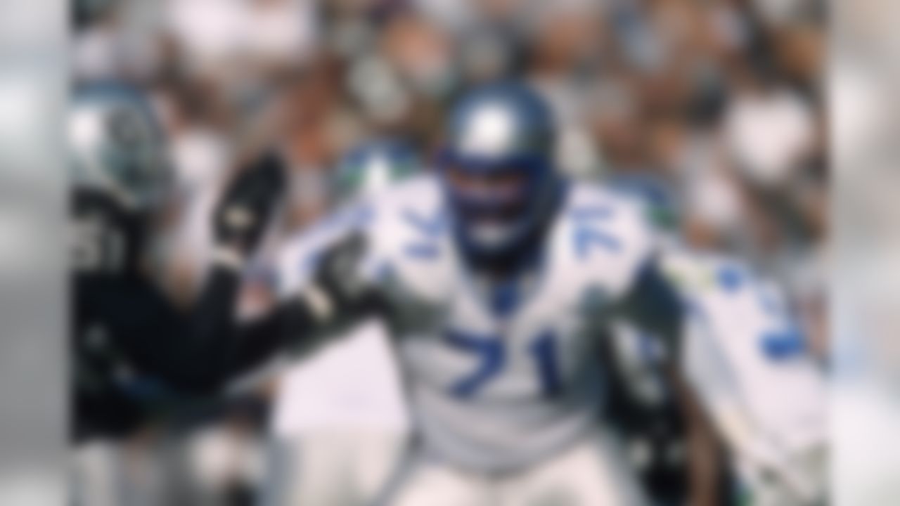 308 Seattle Seahawks Walter Jones Photos & High Res Pictures