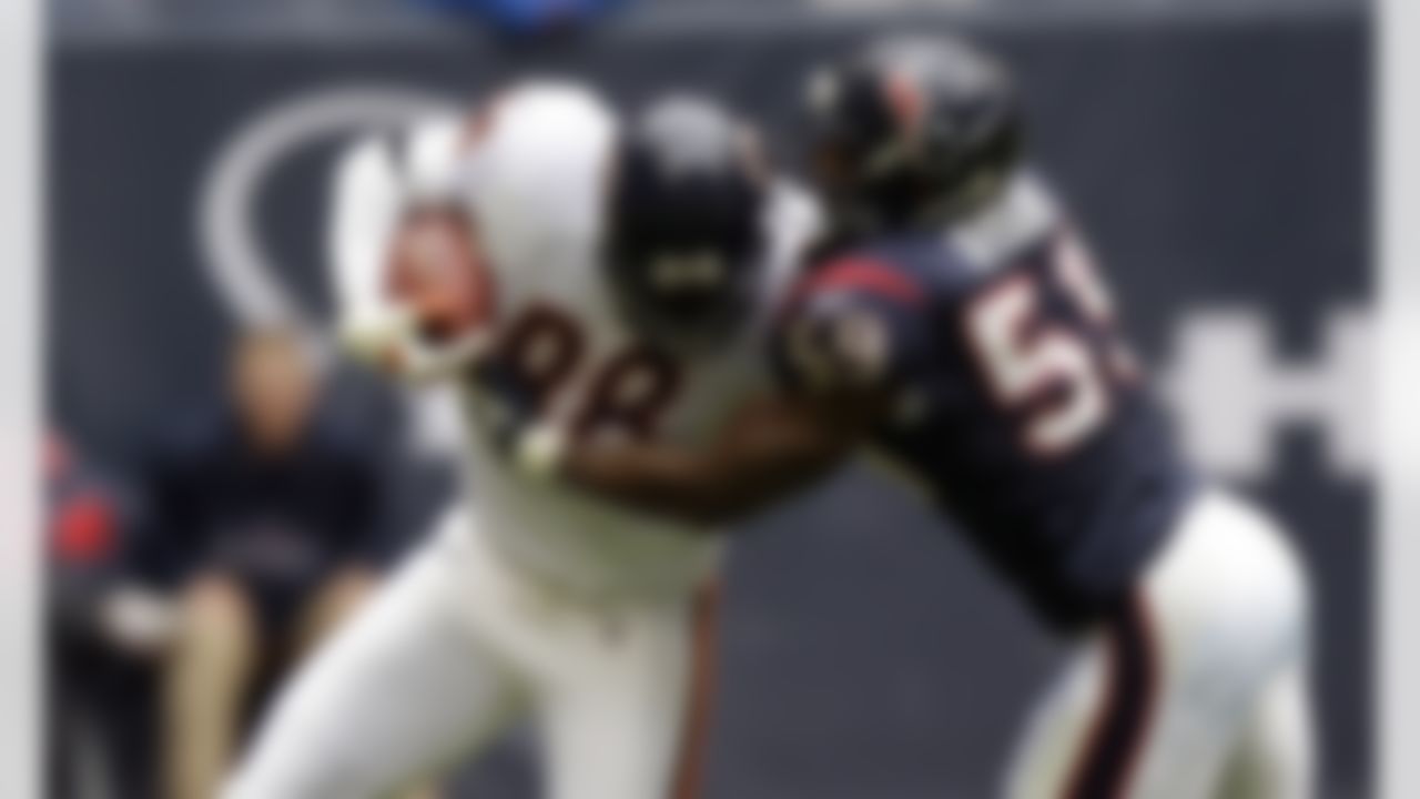 DeMeco Ryans is one of the young guns of the Texans defense.
Video: Rod Woodson's top 5 Middle Linebackers
(AP Photo/David J. Phillip)