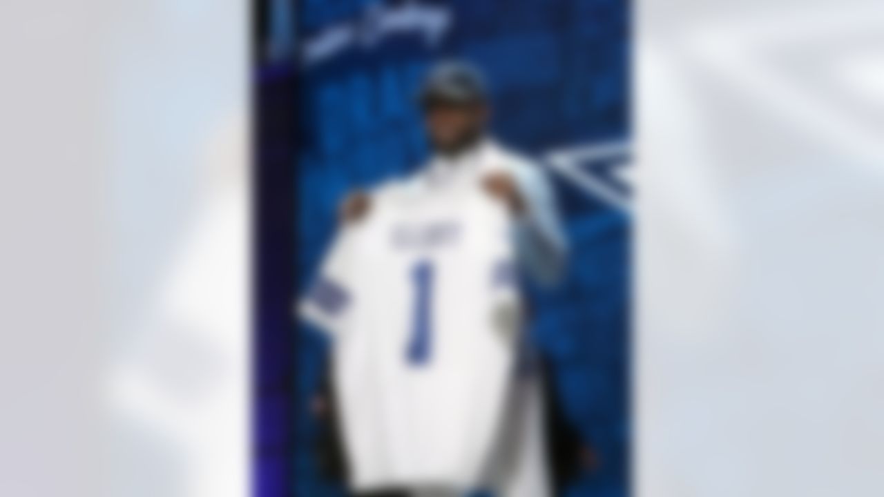 Ohio State�s Ezekiel Elliott poses for photos after being selected by Dallas Cowboys during the 2016 NFL Draft at the Auditorium Theatre on Thursday, April 28, 2016 in Chicago. (Perry Knotts/NFL)