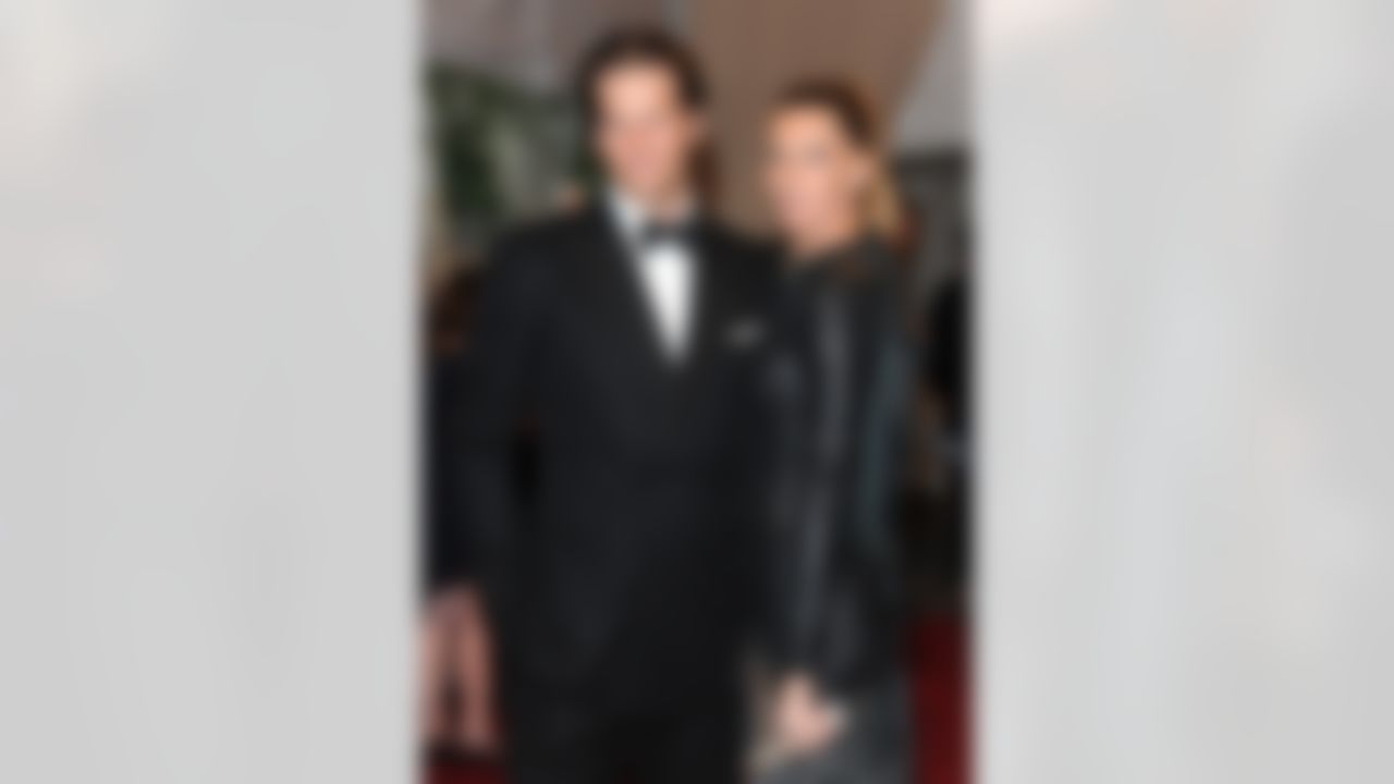 Tom Brady and Gisele Bundchen arrive at the Metropolitan Museum of Art Costume Institute gala, Monday, May 3, 2010 in New York. (AP Photo/Evan Agostini)
