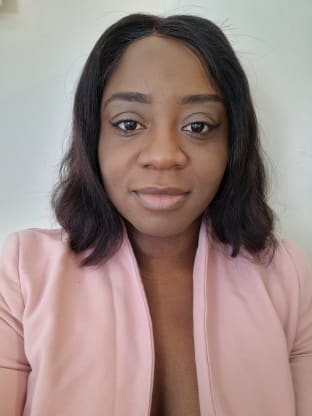 Nicole Muzwaba headshot