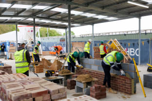 apprentices bricklaying at the NHBC Cambridge Training Hub