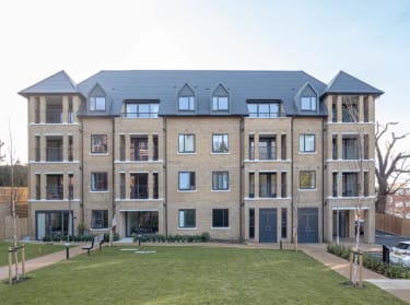 An image of the Kingston KT2 building by Square Roots