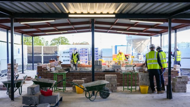 apprentices in ppe on site at the hull training hub
