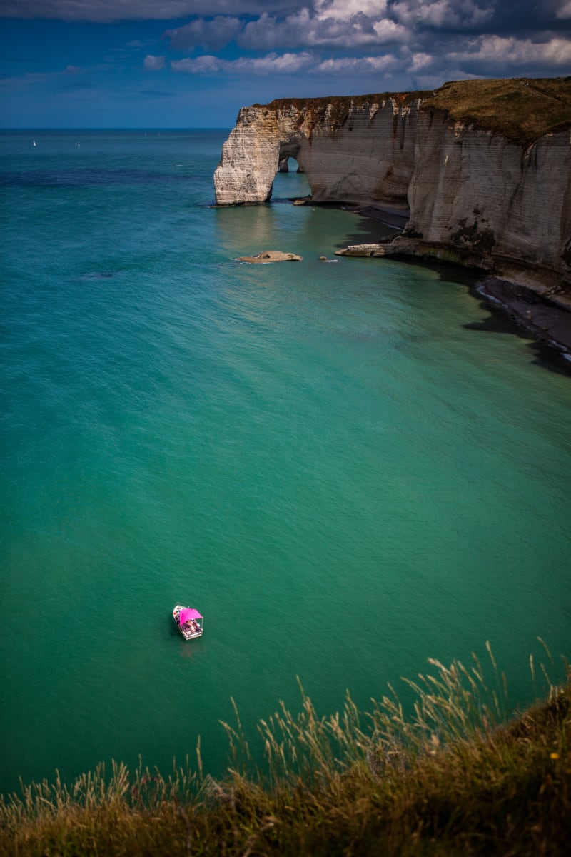 A nut shell in Étretat