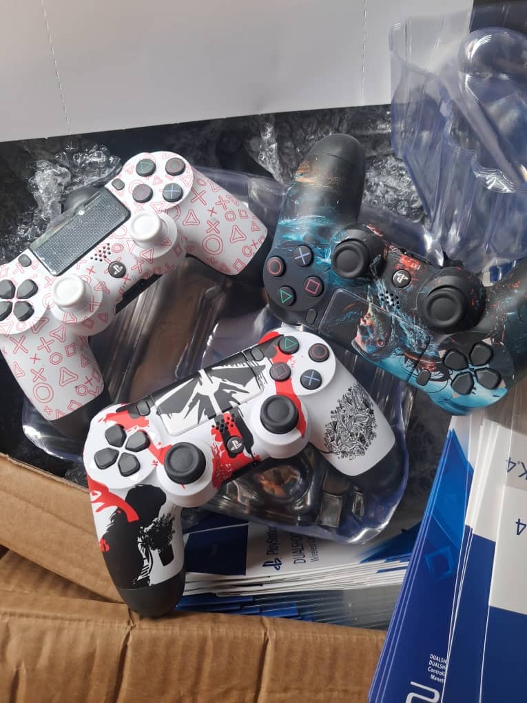 Sony Playstation 4 Controllers 