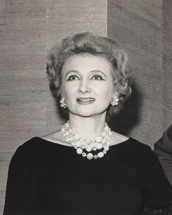 Image of Helen Waimel Robertson