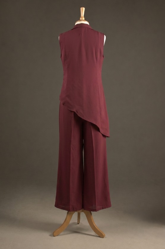 BURGUNDY DRPPED KURTA & PLAZZO SET view 2