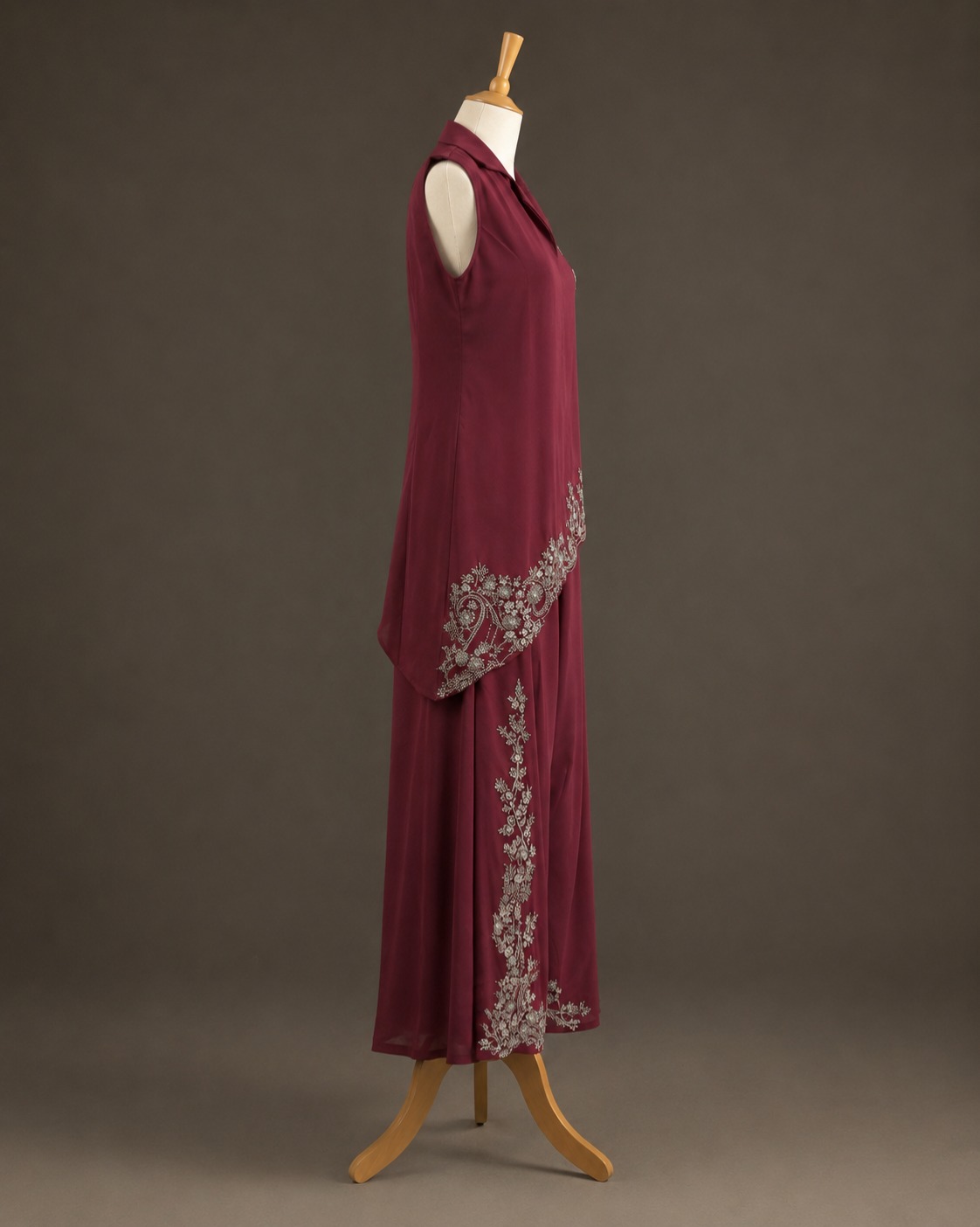 BURGUNDY DRPPED KURTA & PLAZZO SET view 4