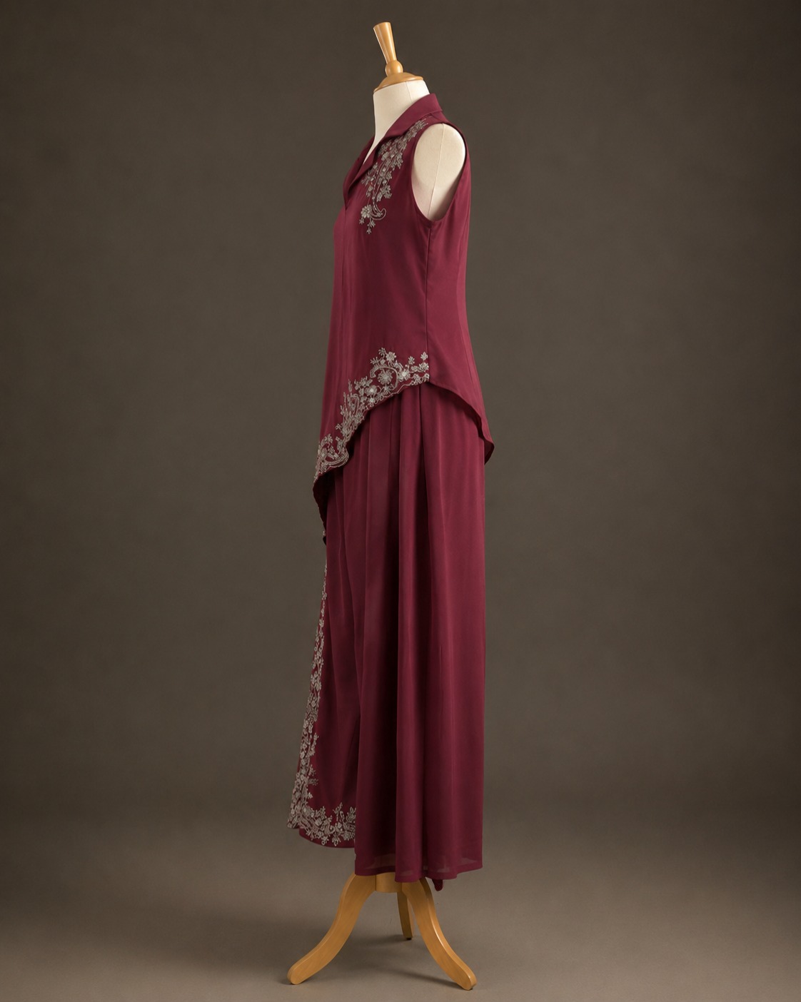 BURGUNDY DRPPED KURTA & PLAZZO SET view 3