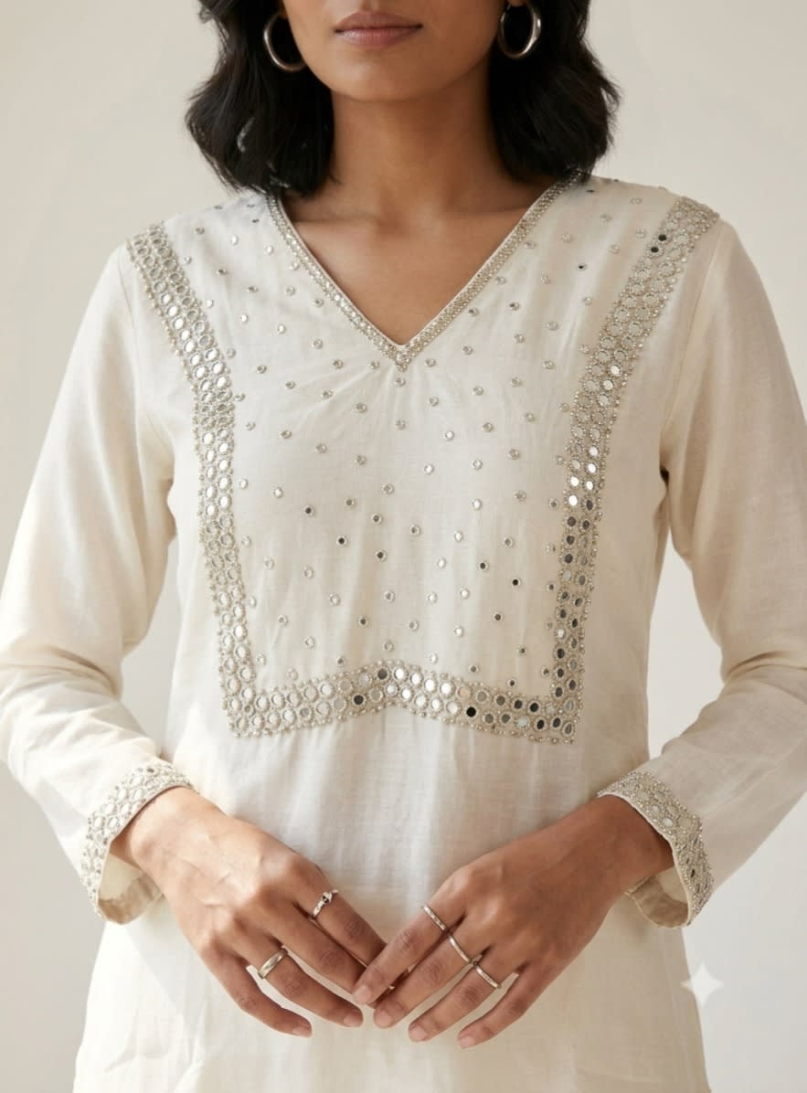 Ivory Pearl Set view 2